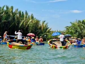 Paseo en cesta de bambú por el bosque de coco de Bay Mau – Hội An