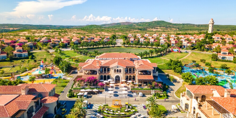 Centara Mirage Resort Mui Ne – Diversión temática y lujo familiar en la costa de Mui Ne