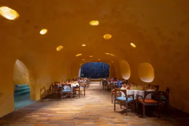 Restaurante Đào Tiên – Elegancia colonial junto al río Thu Bồn en Hoi An