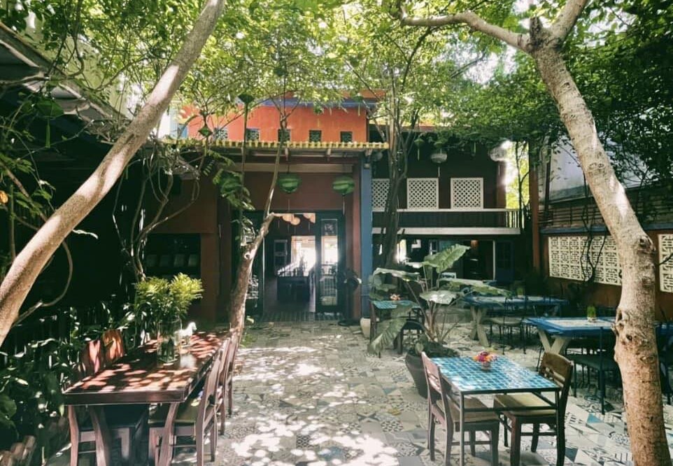 Restaurante Hoa Hiên – Sabores vietnamitas junto al río en el corazón de Hoi An