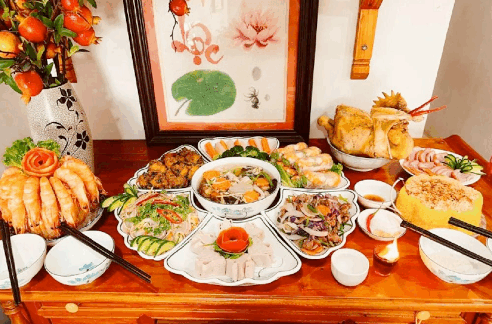La Bandeja de Comida de Ofrenda – Una Tradición Espiritual Única del Vietnamita