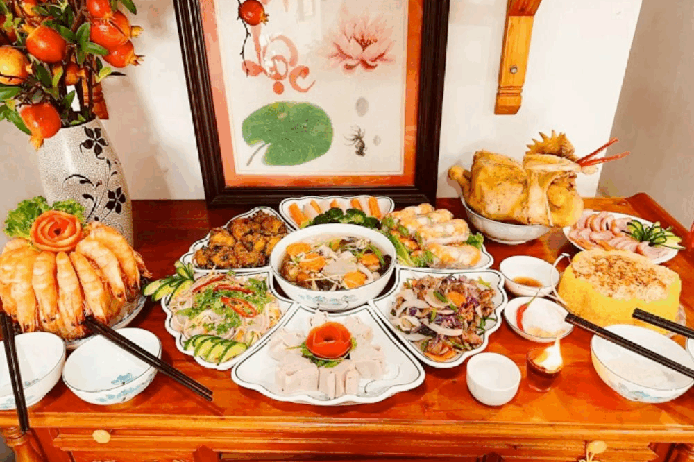 La Bandeja de Comida de Ofrenda – Una Tradición Espiritual Única del Vietnamita