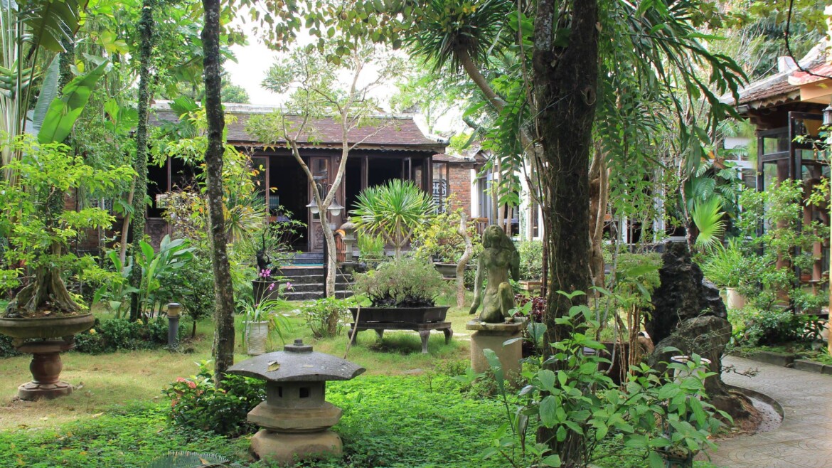Ý Thảo Hue – Gastronomía imperial en un jardín tradicional vietnamita